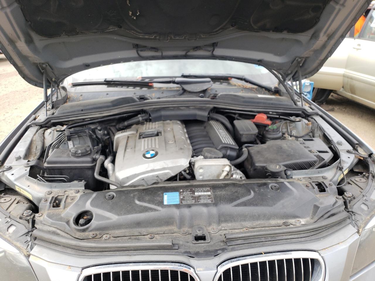 Photo 7 from auction – 2007 BMW 5 SERIES with VIN WBANF73547CY18180
