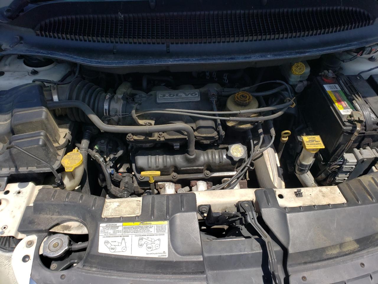 Photo 7 from auction – 2003 CHRYSLER TOWN & COU with VIN 2C4GP54L13R329568