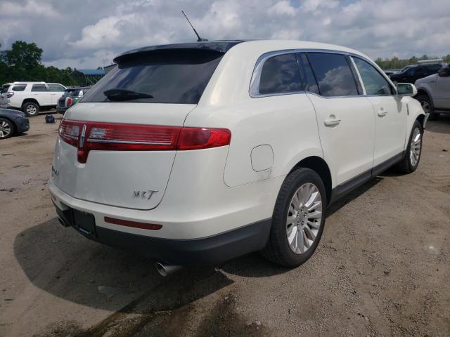 Photo 4 from auction – 2012 LINCOLN MKT with VIN 2LMHJ5FR2CBL54737