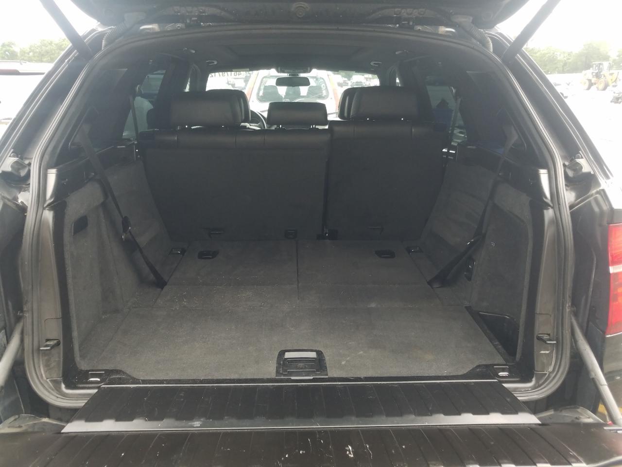 Photo 9 from auction – 2011 BMW X5 XDRIVE3 with VIN 5UXZV4C58BLL58132