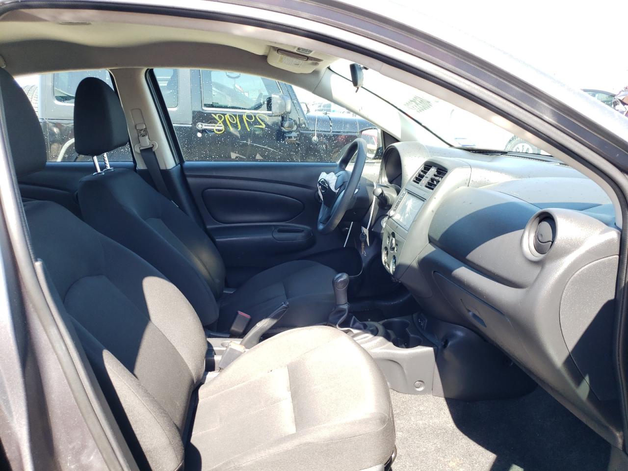 Photo 5 from auction – 2019 NISSAN VERSA S with VIN 3N1CN7AP1KL836783