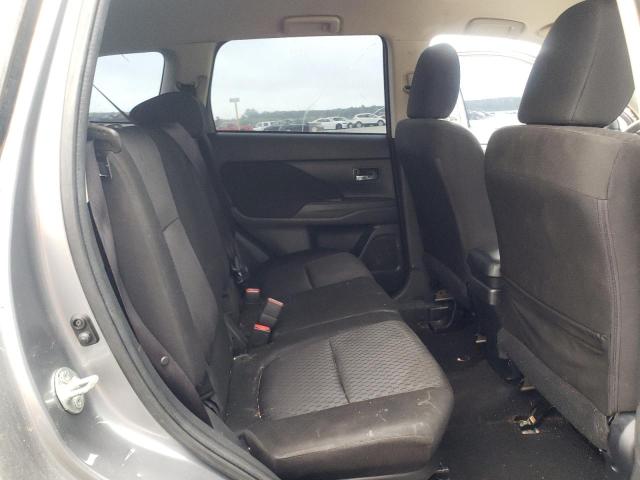 Photo 6 from auction – 2014 MITSUBISHI OUTLANDER with VIN JA4AD2A30EZ006732
