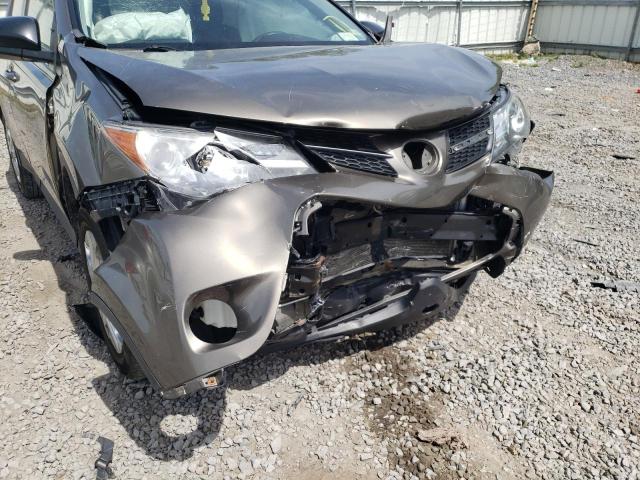 Photo 9 from auction – 2015 TOYOTA RAV4 LE with VIN 2T3BFREV9FW249367
