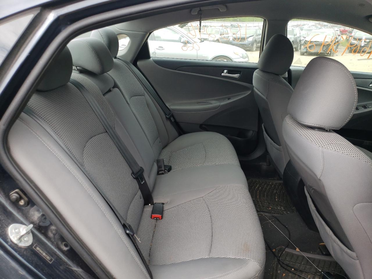 Photo 6 from auction – 2011 HYUNDAI SONATA GLS with VIN 5NPEB4AC9BH212823