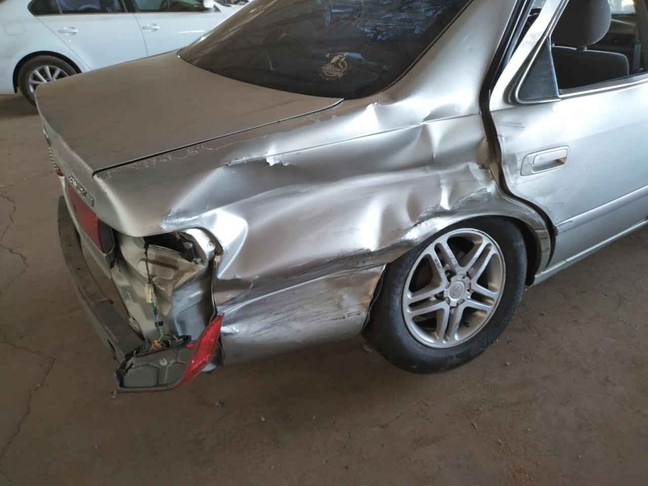 Photo 9 from auction – 2001 TOYOTA CAMRY CE with VIN JT2BG22K010566801