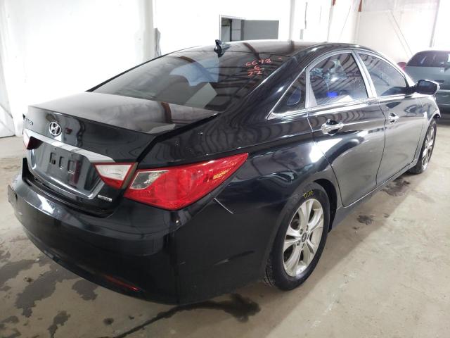 Photo 4 from auction – 2011 HYUNDAI SONATA with VIN 5NPEC4AC3BH006698