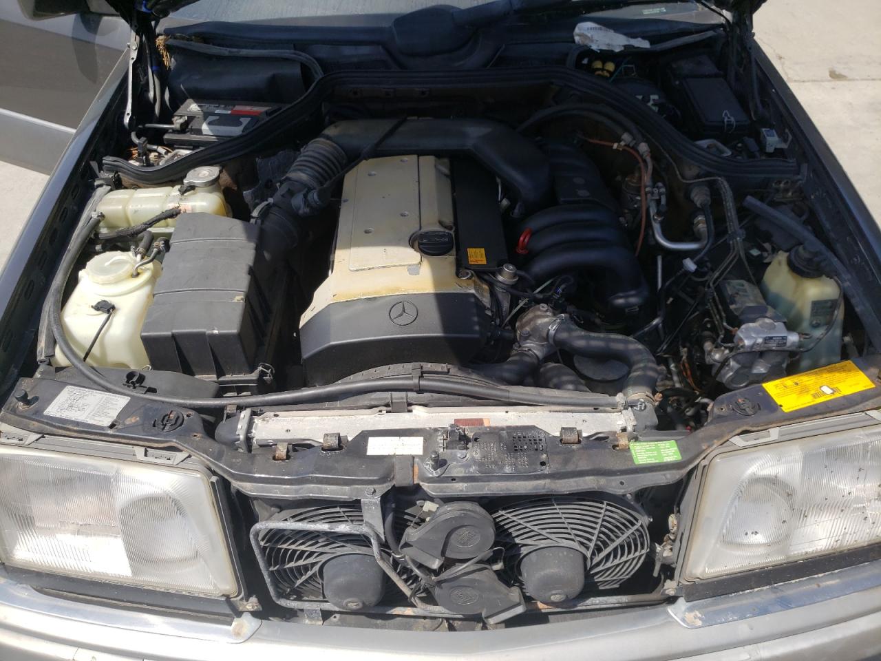 Photo 12 from auction – 1995 MERCEDES-BENZ E 320 with VIN WDBEA92E8SF317510