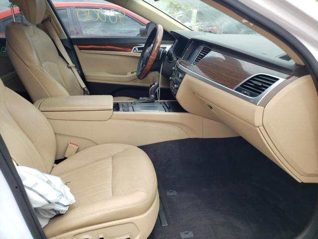 Photo 5 from auction – 2016 HYUNDAI GENESIS 3. with VIN KMHGN4JE1GU132863