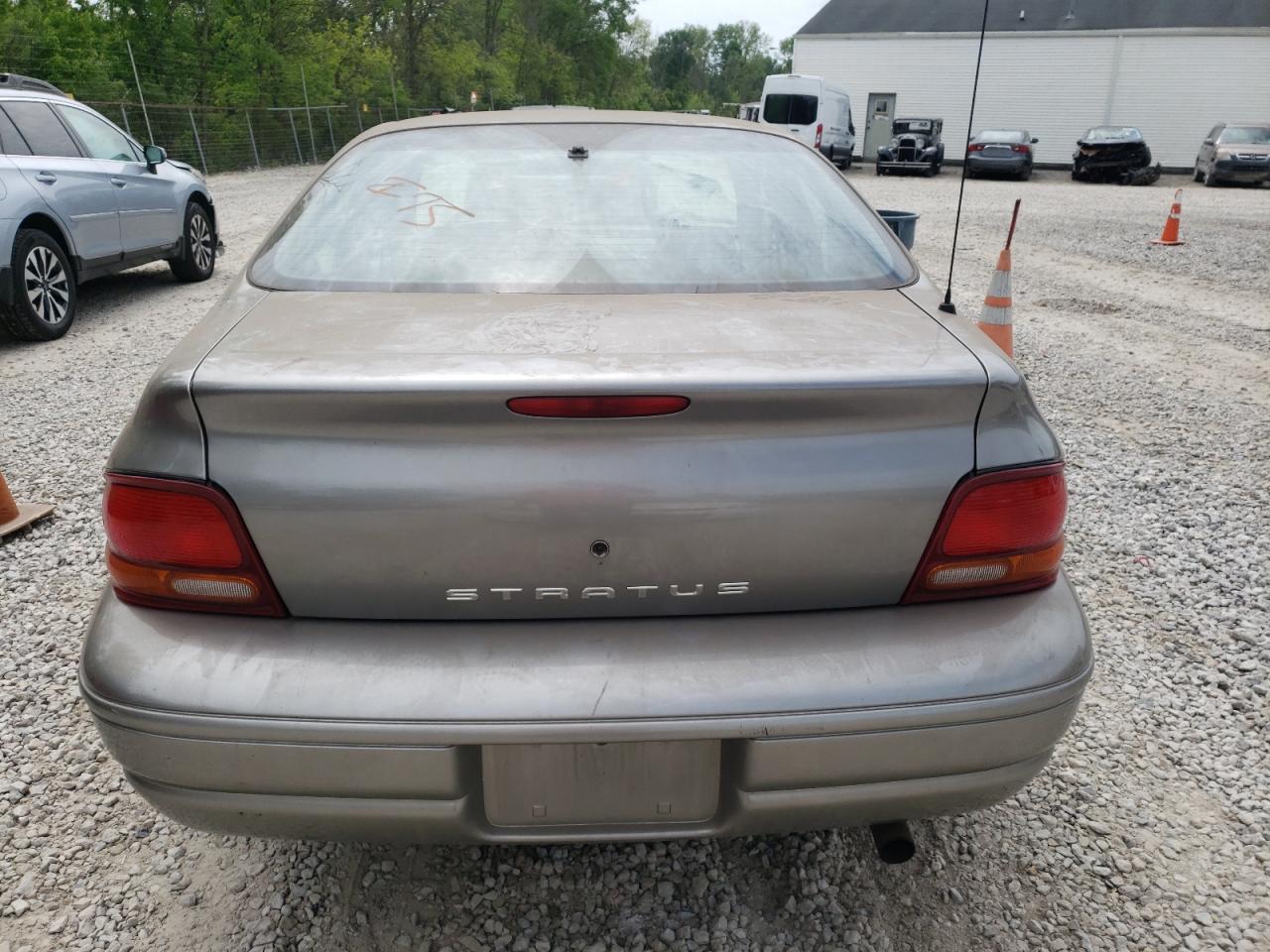 Photo 9 from auction – 1999 DODGE STRATUS with VIN 1B3EJ46X5XN678658