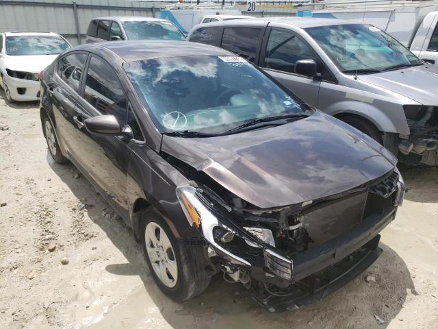 KIA FORTE LX 2018 with VIN 3KPFK4A74JE170474 - Photo from auction