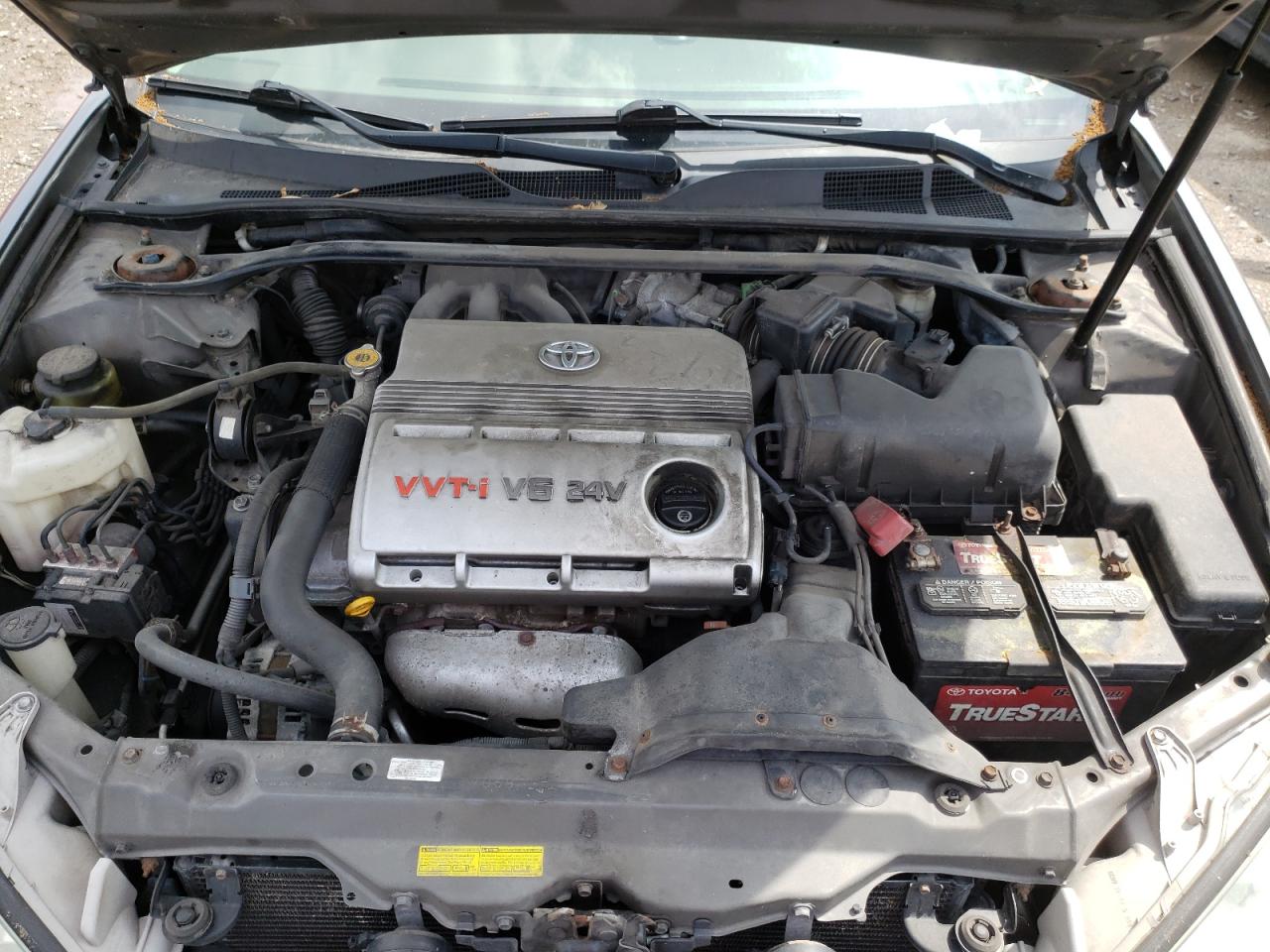 Photo 7 from auction – 2005 TOYOTA CAMRY LE with VIN 4T1BF32K95U610806