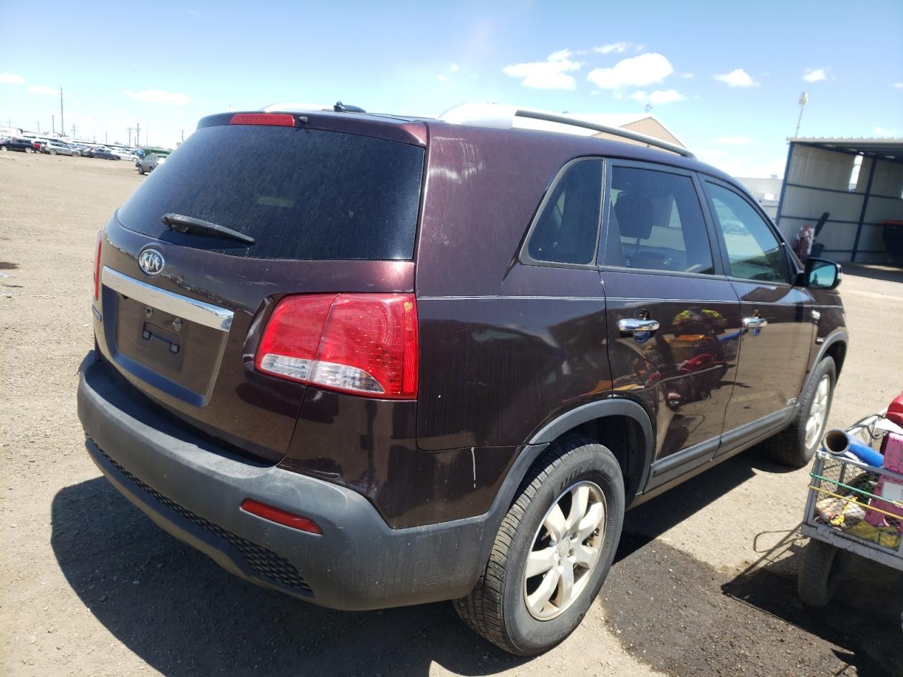 Photo 4 from auction – 2011 KIA SORENTO BA with VIN 5XYKTCA13BG038201