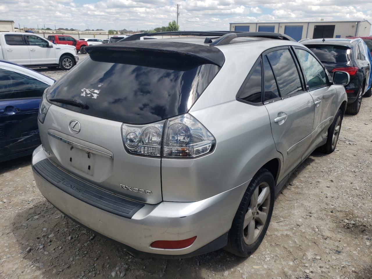 Photo 4 from auction – 2005 LEXUS RX 330 with VIN JTJGA31U650051554