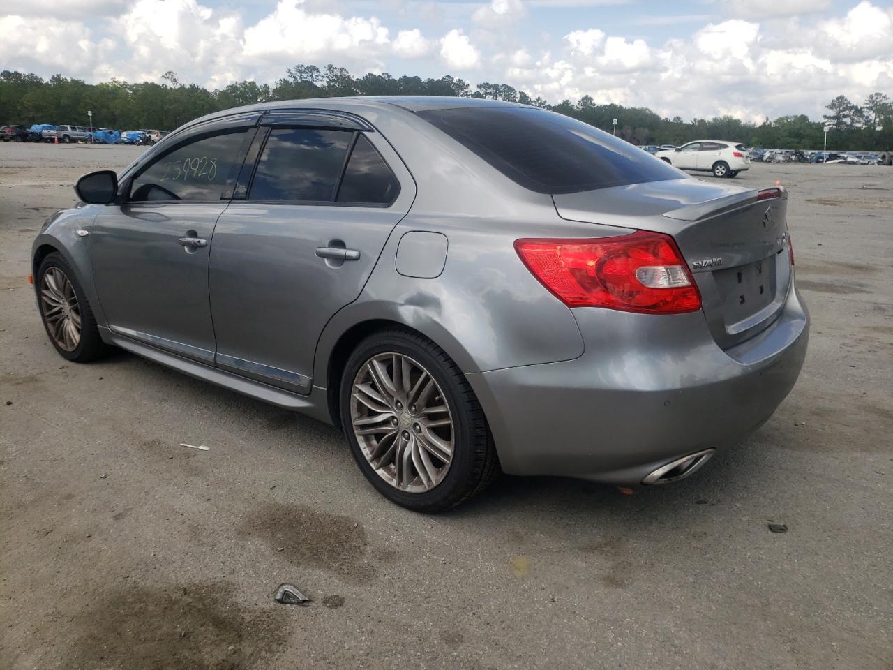 Photo 3 from auction – 2011 SUZUKI KIZASHI SP with VIN JS2RF9A81B6110091