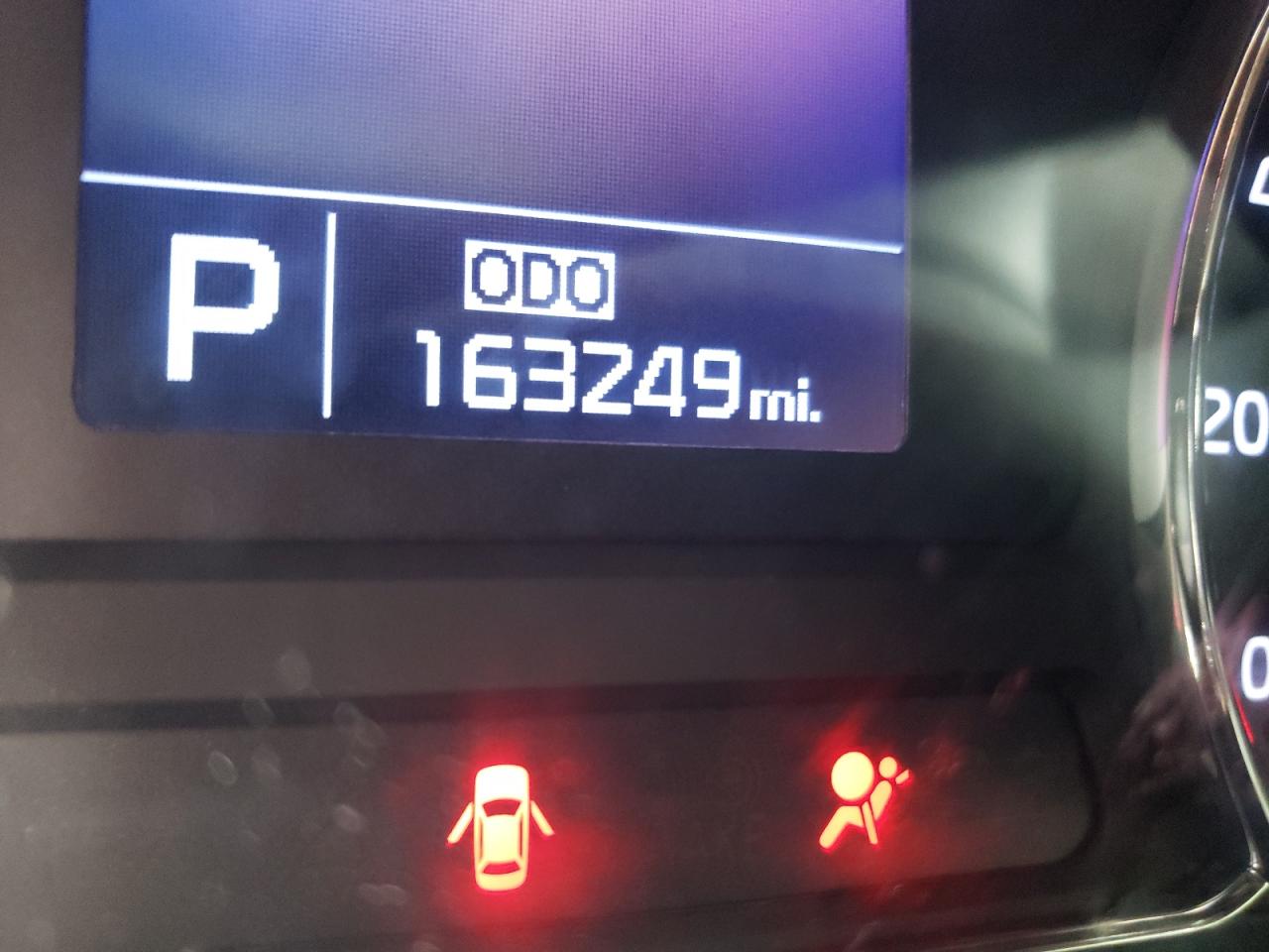 Photo 18 from auction – 2015 KIA FORTE EX with VIN KNAFX5A88F5301955