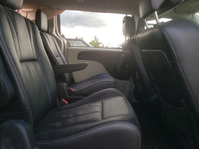 Photo 6 from auction – 2014 CHRYSLER TOWN & COU with VIN 2C4RC1BG3ER404423