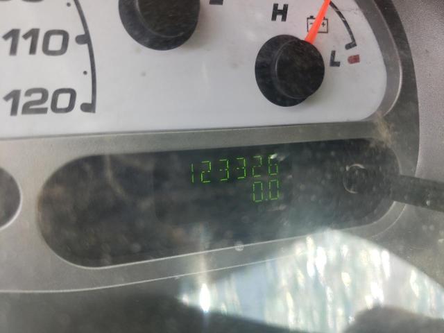 Photo 8 from auction – 2005 FORD EXPLORER S with VIN 1FMZU77K85UB73210