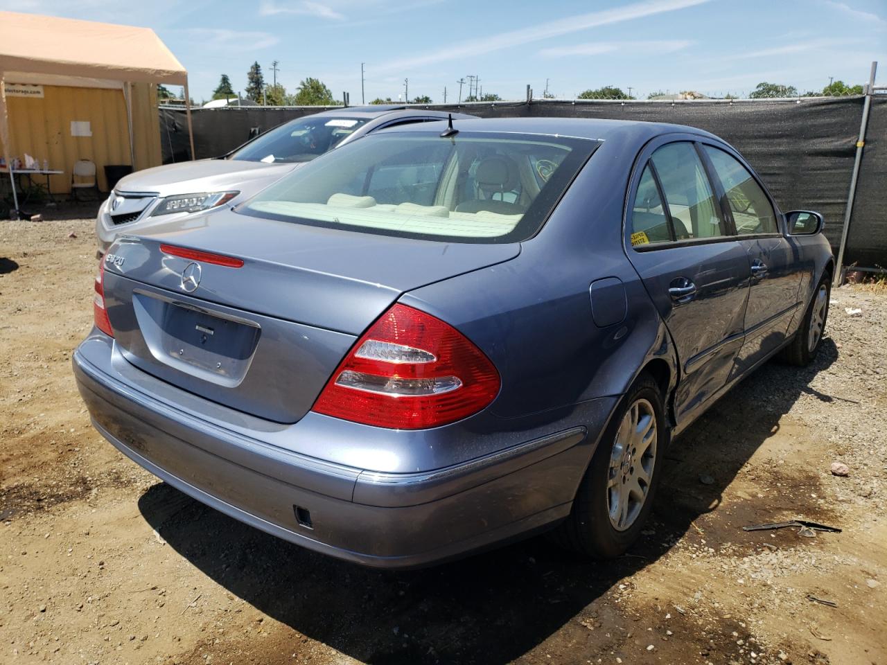 Photo 4 from auction – 2003 MERCEDES-BENZ E 320 with VIN WDBUF65J23A183922
