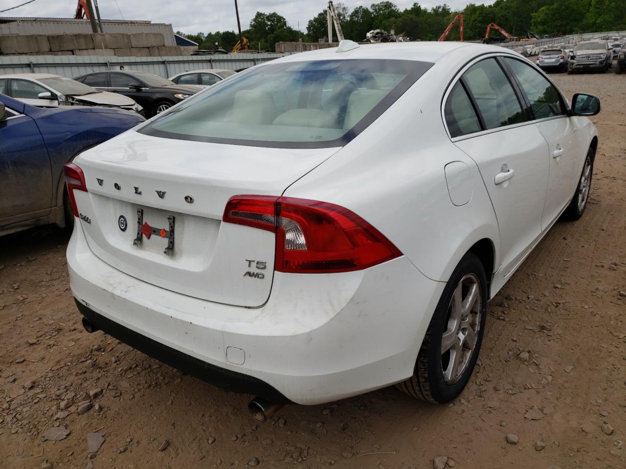 Photo 16 from auction – 2013 VOLVO S60 T5 with VIN YV1612FH6D2199124