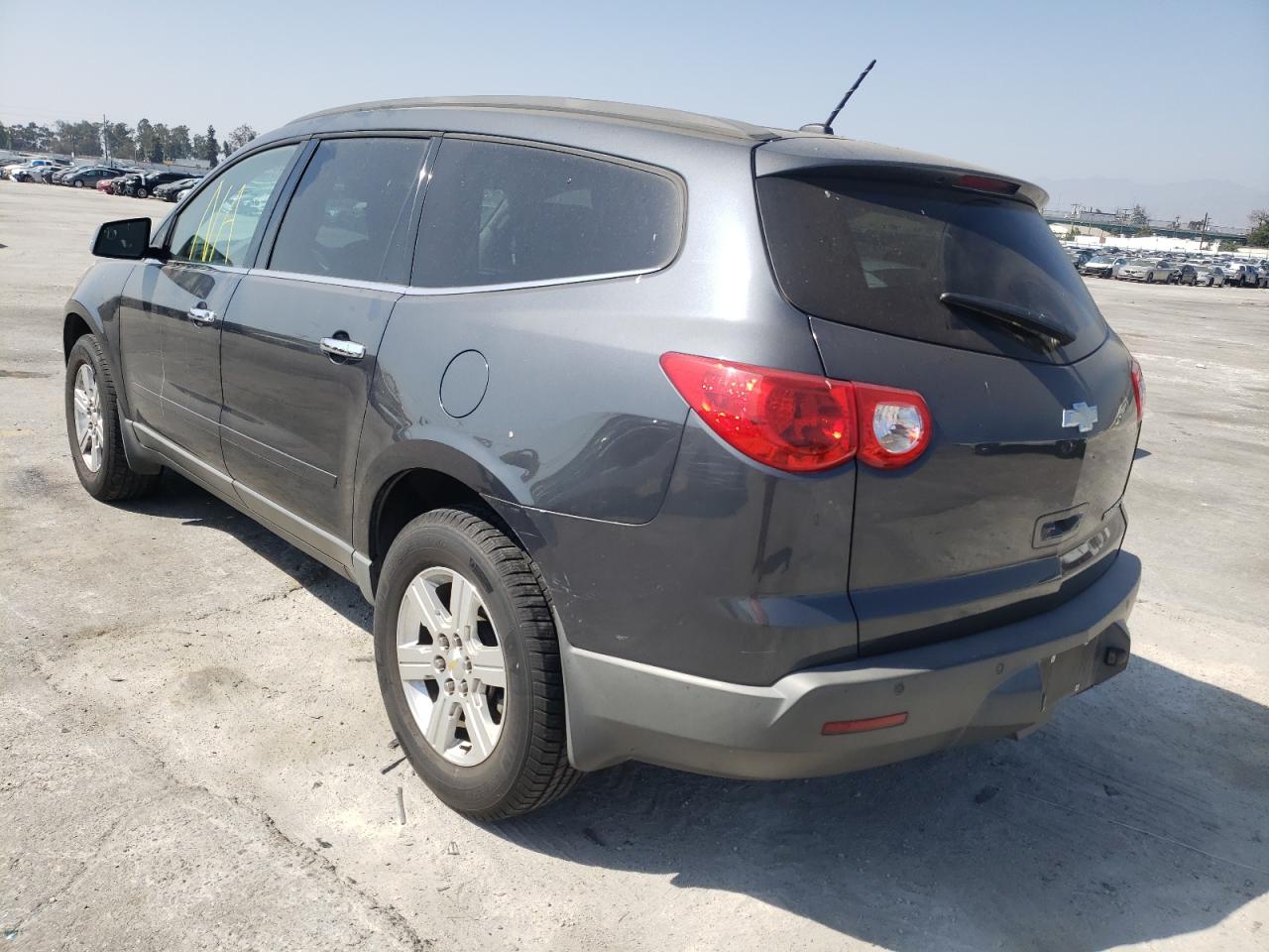 Photo 3 from auction – 2012 CHEVROLET TRAVERSE L with VIN 1GNKRGED5CJ258846