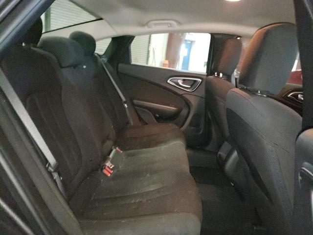 Photo 6 from auction – 2015 CHRYSLER 200 LIMITE with VIN 1C3CCCAB2FN688265