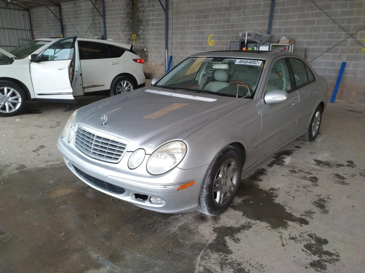 Photo 2 from auction – 2004 MERCEDES-BENZ E 320 with VIN WDBUF65J04A439573