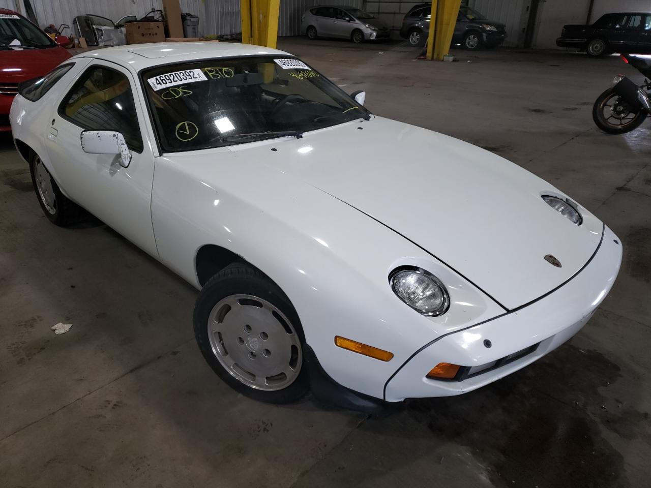 Photo 13 from auction – 1984 PORSCHE 928 S with VIN WP0JB0922ES861503