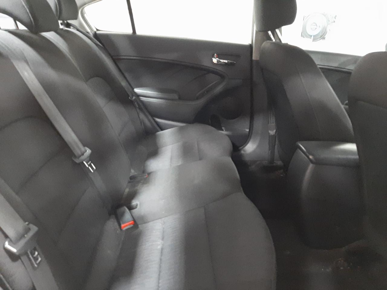 Photo 18 from auction – 2016 KIA FORTE LX with VIN KNAFK4A63G5501456