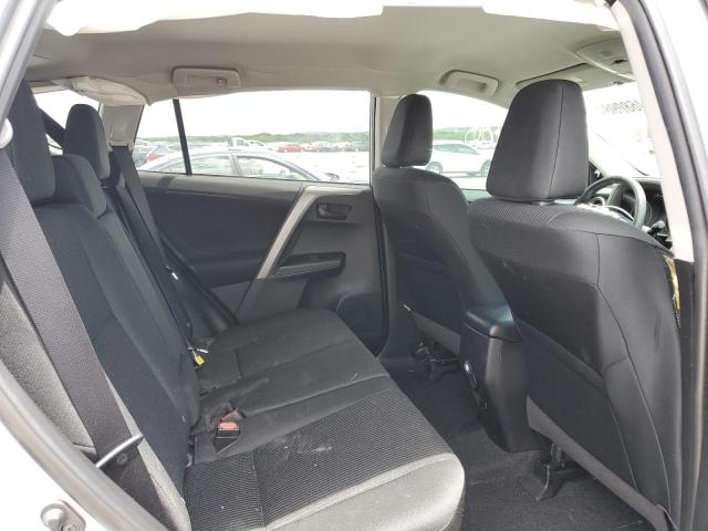 Photo 6 from auction – 2018 TOYOTA RAV4 LE with VIN 2T3ZFREV0JW514734