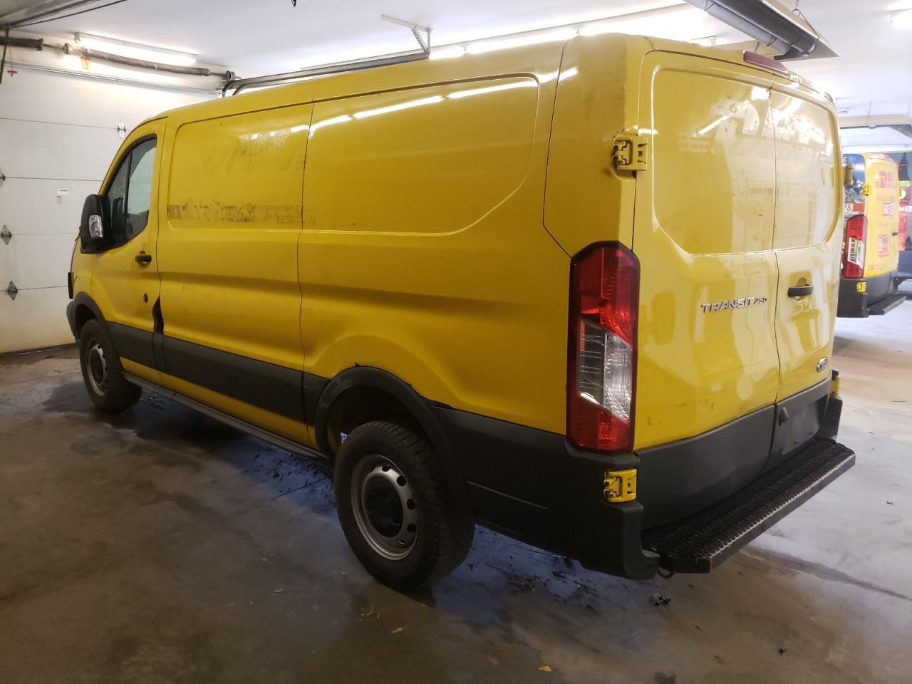 Photo 3 from auction – 2017 FORD TRANSIT T- with VIN 1FTYR1YM5HKA29094