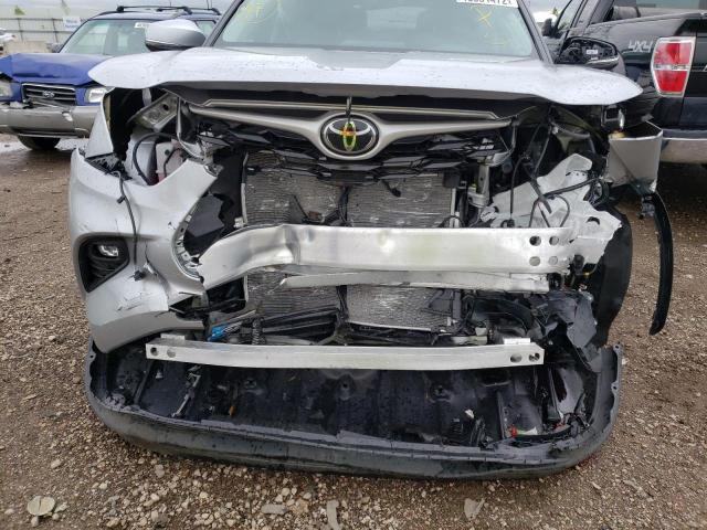 Photo 9 from auction – 2022 TOYOTA HIGHLANDER with VIN 5TDGZRBHXNS569910