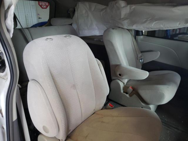 Photo 6 from auction – 2013 TOYOTA SIENNA/LE with VIN 5TDJK3DC6DS071209