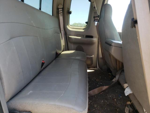 Photo 6 from auction – 2000 FORD F150 with VIN 1FTRX18L4YKA71967