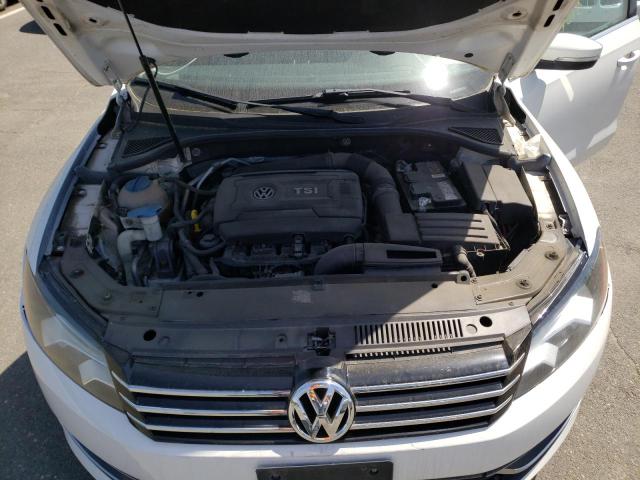 Photo 2 from auction – 2014 VOLKSWAGEN PASSAT S with VIN 1VWAT7A36EC051535