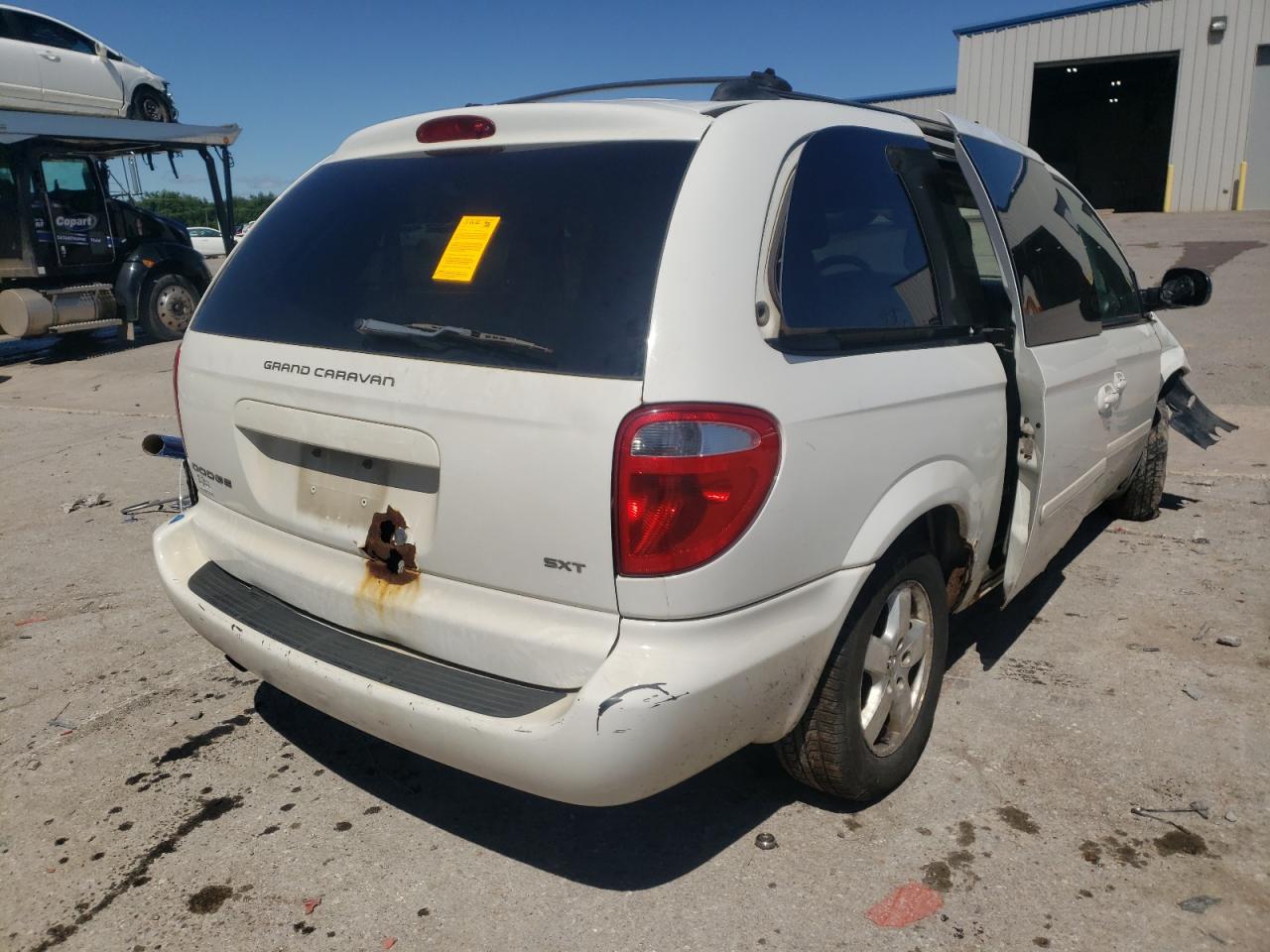 Photo 17 from auction – 2005 DODGE GRAND CARA with VIN 2D4GP44L75R411188