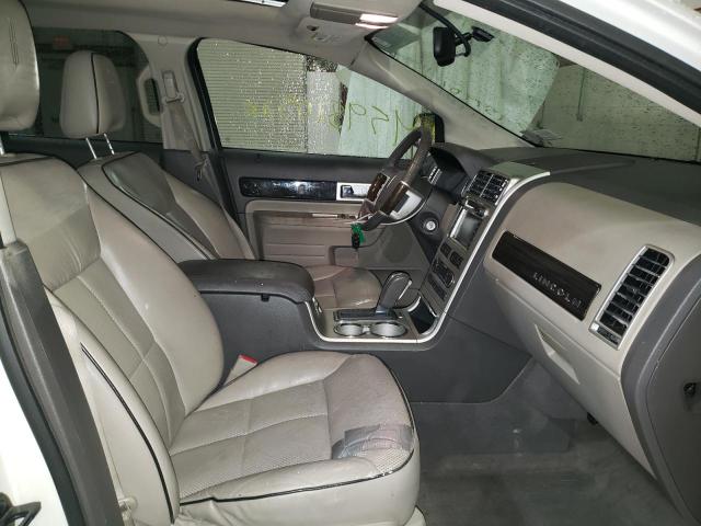 Photo 5 from auction – 2009 LINCOLN MKX with VIN 2LMDU68C29BJ10759