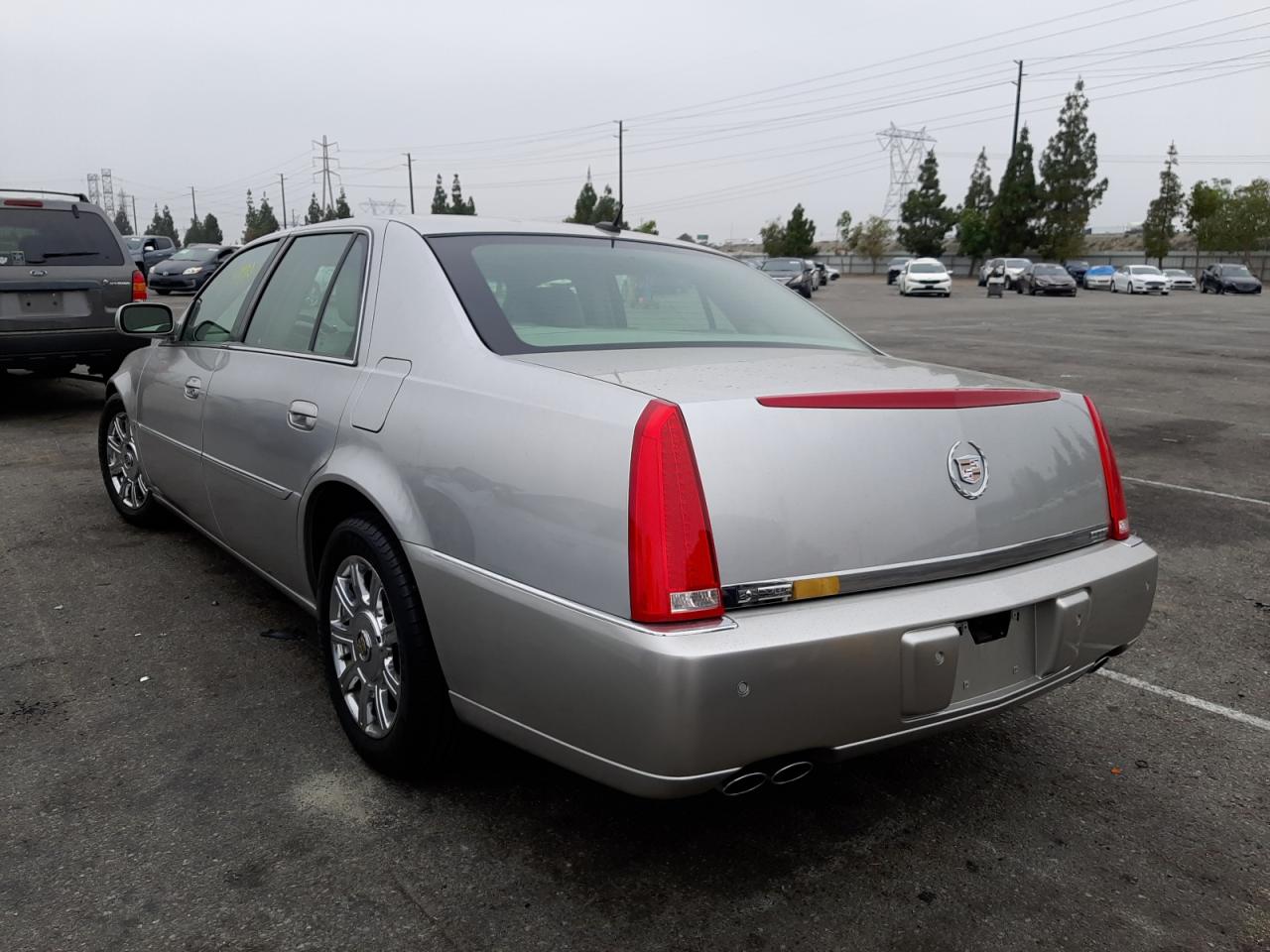 Photo 16 from auction – 2008 CADILLAC DTS with VIN 1G6KD57Y28U187528