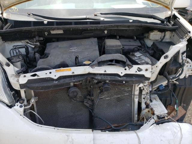 Photo 7 from auction – 2014 TOYOTA SIENNA with VIN 5TDZK3DC6ES413245