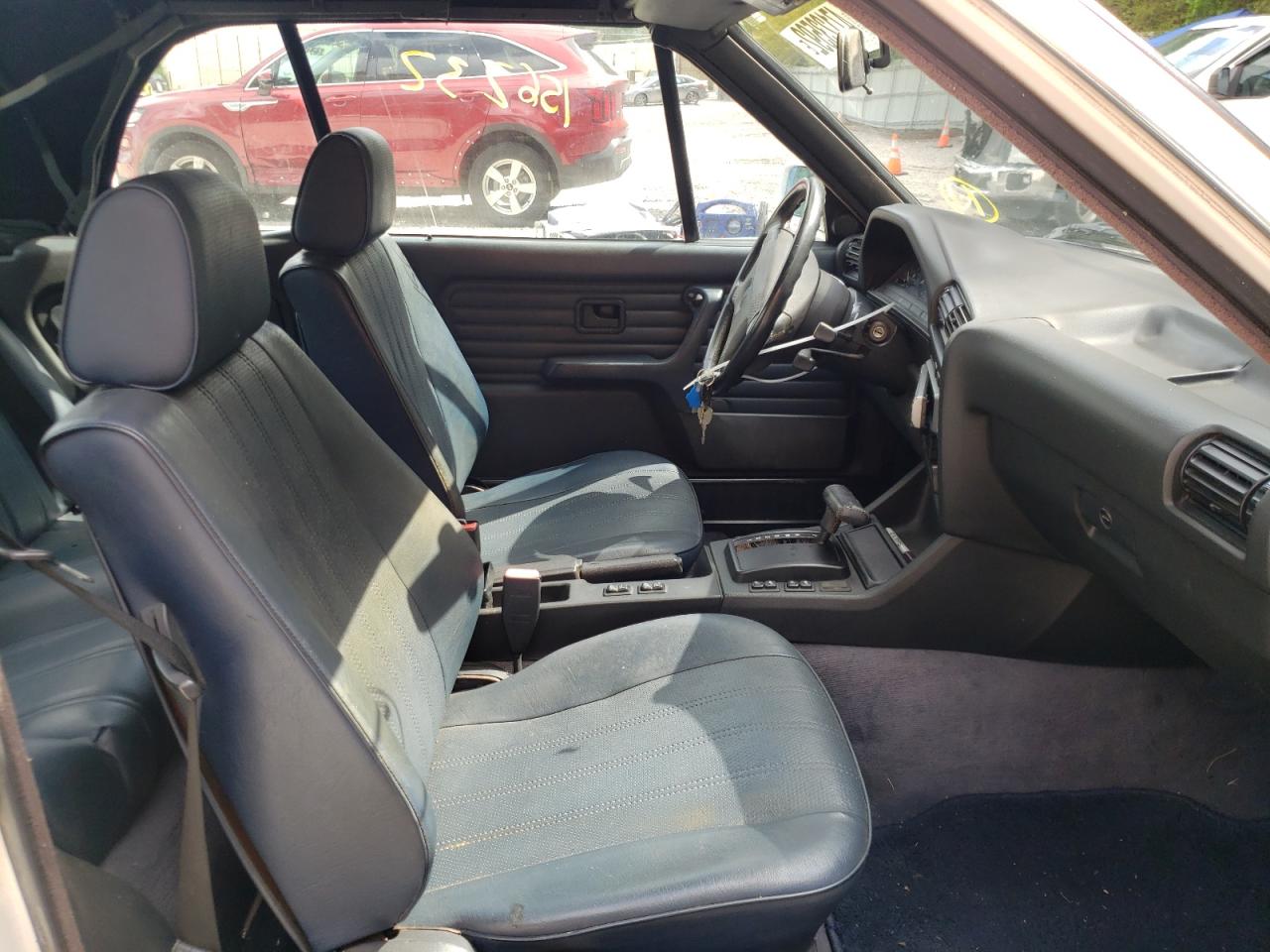 Photo 19 from auction – 1991 BMW 3 SERIES with VIN WBABB231XMEC24274