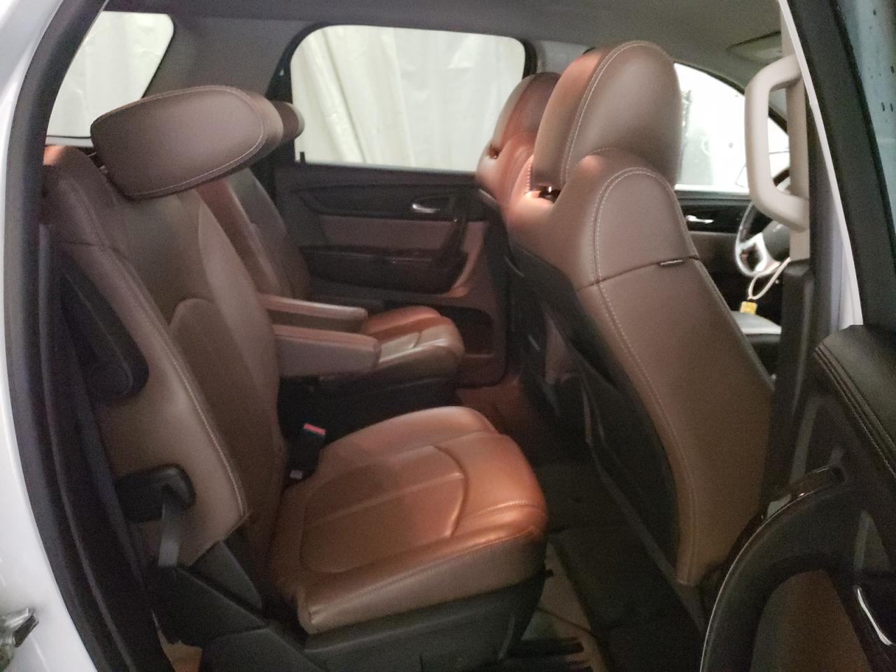 Photo 18 from auction – 2016 GMC ACADIA SLT with VIN 1GKKVRKD4GJ207594