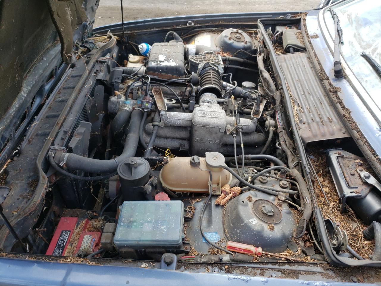 Photo 12 from auction – 1985 BMW 635 CSI with VIN WBAEC7400F0606386