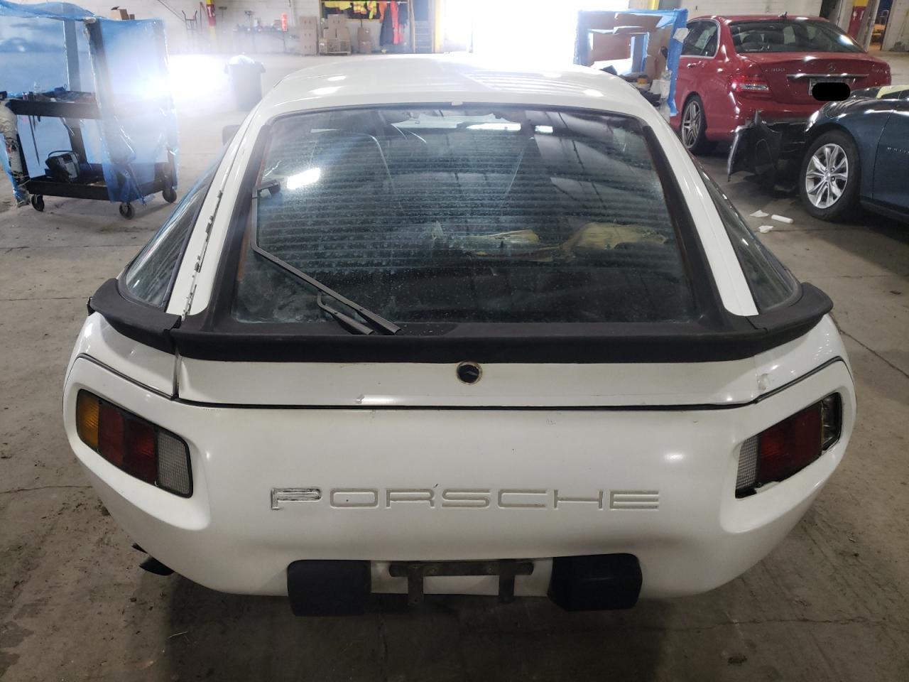 Photo 20 from auction – 1984 PORSCHE 928 S with VIN WP0JB0922ES861503
