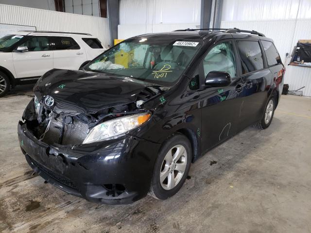 Photo 2 from auction – 2015 TOYOTA SIENNA LE with VIN 5TDKK3DC1FS637607