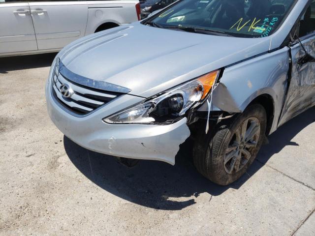 Photo 9 from auction – 2014 HYUNDAI SONATA GLS with VIN 5NPEB4AC4EH869064