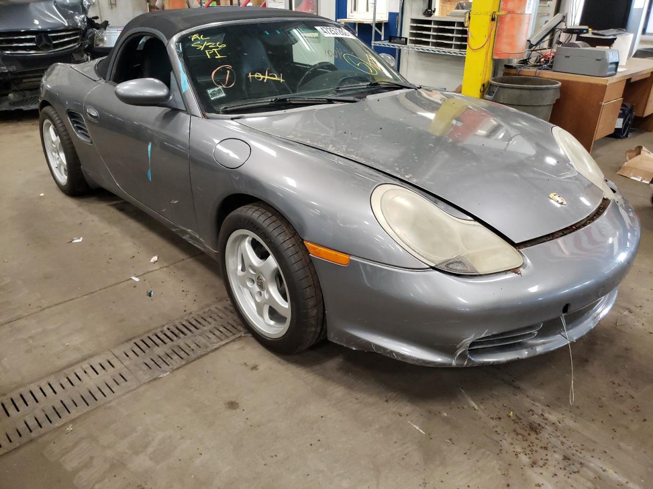 Photo 14 from auction – 2003 PORSCHE BOXSTER with VIN WP0CA29803U620312
