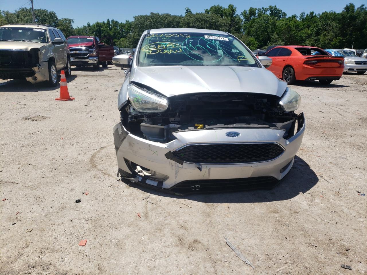 Photo 17 from auction – 2015 FORD FOCUS SE with VIN 1FADP3K26FL242012