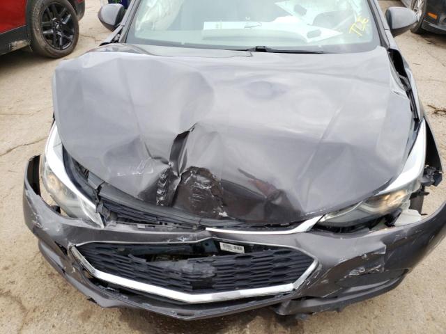 Photo 7 from auction – 2017 CHEVROLET CRUZE LT with VIN 1G1BE5SM7H7119683