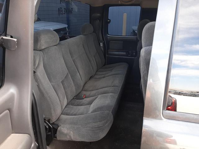 Photo 6 from auction – 2004 CHEVROLET SILVERADO with VIN 2GCEC19T241239527