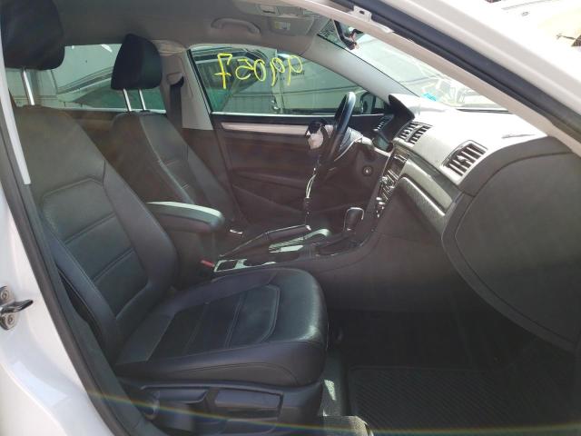 Photo 5 from auction – 2014 VOLKSWAGEN PASSAT S with VIN 1VWAT7A36EC093414