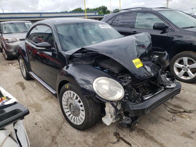 VOLKSWAGEN BEETLE 2013 with VIN 3VWJP7AT5DM690247 - Photo from auction